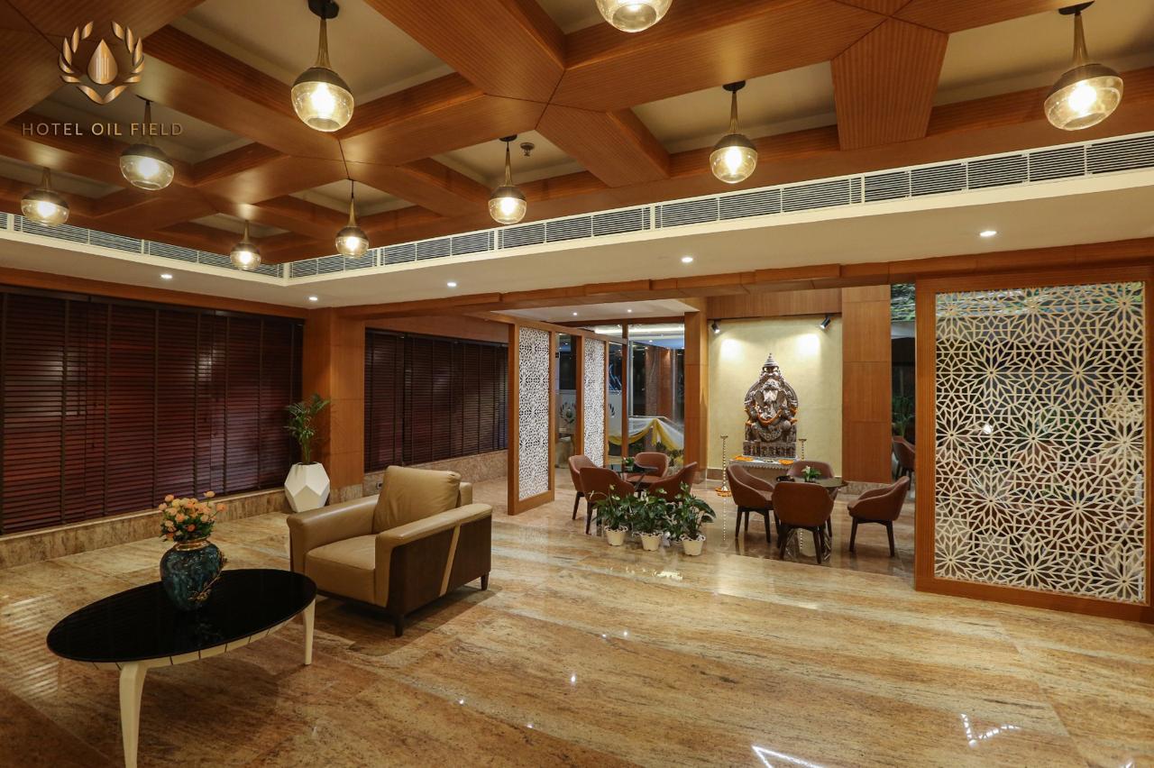 Hotel Oilfield Interior